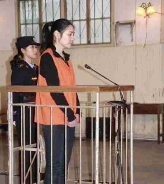 近20年来娱乐圈6大著名醉酒事件,一件比一件离谱,多人葬送前程-第2张图片-九妖电影 近20年来娱乐圈6大著名醉酒事件,一件比一件离谱,多人葬送前程-第2张图片-九妖电影