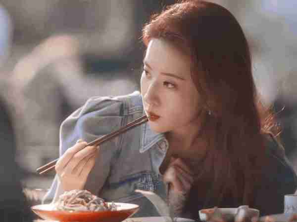 《玫瑰的故事》爆了，刘亦菲美出天际，真正的万人迷是如何养成的-第7张图片-九妖电影
