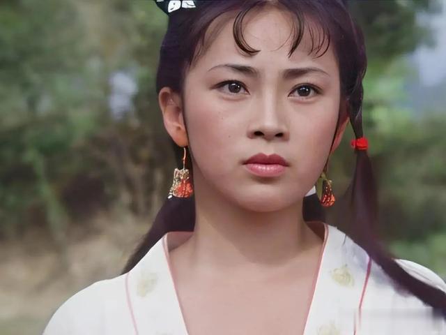 同样是李连杰的基因，利智和黄秋燕的女儿近照，差别怎么这么大-第16张图片-九妖电影