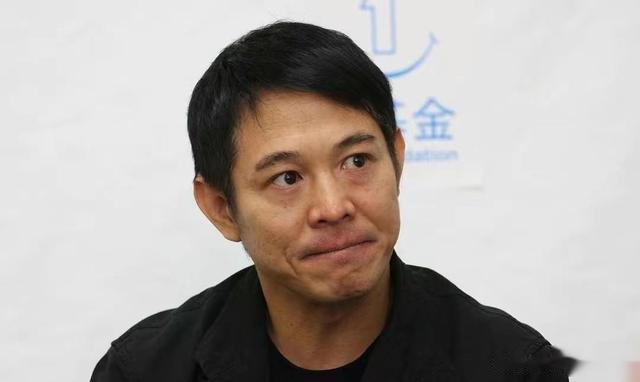 同样是李连杰的基因，利智和黄秋燕的女儿近照，差别怎么这么大-第33张图片-九妖电影
