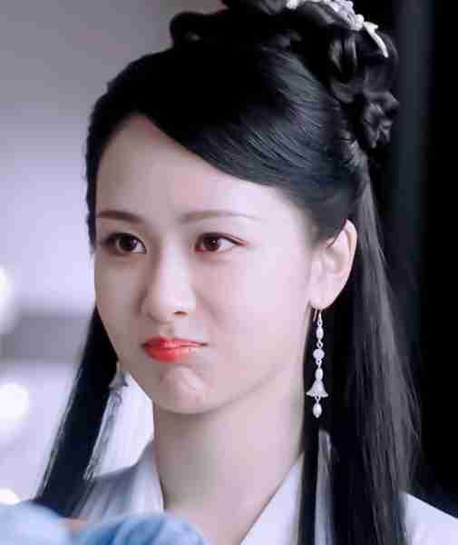 杨紫《国色芳华》与《墨雨云间》6处雷同！情节80%重合，于正占了先机！-第1张图片-九妖电影