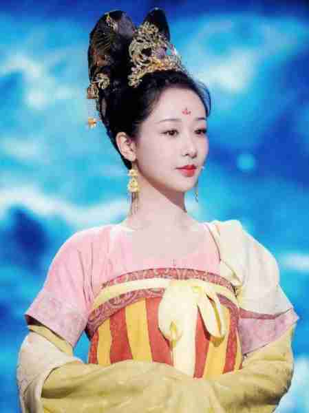 杨紫《国色芳华》与《墨雨云间》6处雷同！情节80%重合，于正占了先机！-第9张图片-九妖电影