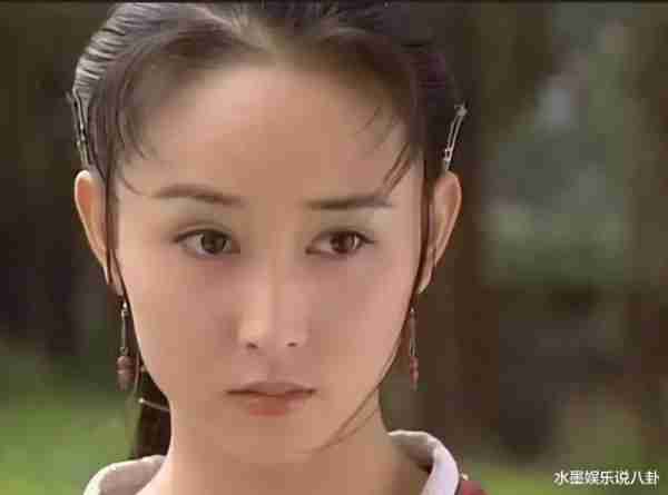 49岁女星复出带货人气惨淡，已9年没戏拍，仍在北京住独栋别墅-第21张图片-九妖电影