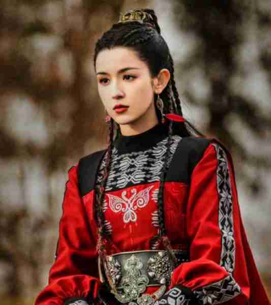新《射雕》首播将至！“梅超风”美过杨丽萍，欧阳锋郭靖一个比一个帅-第13张图片-九妖电影