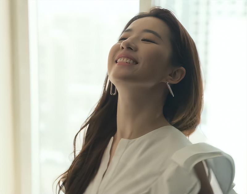 《玫瑰的故事》女星美貌前六排名：万茜第四，朱珠第三，第一凭啥-第5张图片-九妖电影