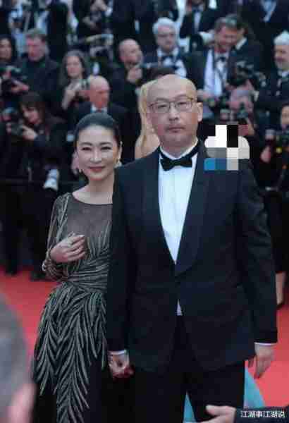 戛纳开幕红毯：巩俐依旧优雅，关晓彤美的出众，佟丽娅穿了个啥？-第21张图片-九妖电影