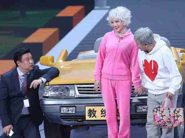 揭秘春晚内幕！这几位演员为何备受争议？你绝对无法想象！-第14张图片-九妖电影