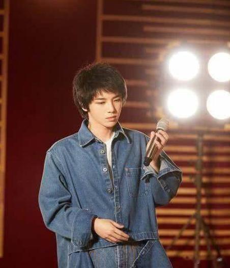 明明自己半瓶水,还敢冒充“资深导师”,这些“大师”别把人笑死_1-第35张图片-九妖电影 明明自己半瓶水,还敢冒充“资深导师”,这些“大师”别把人笑死_1-第35张图片-九妖电影