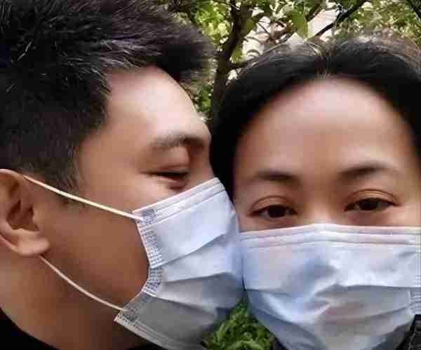 明着吃软饭？结婚27年被拿捏死，17次上春晚竟然全是老婆的功劳-第39张图片-九妖电影