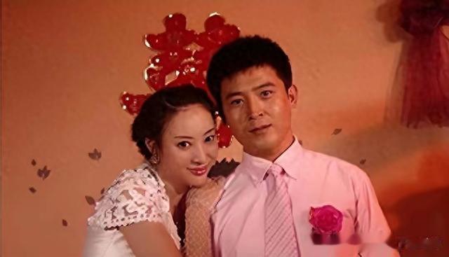 明着吃软饭？结婚27年被拿捏死，17次上春晚竟然全是老婆的功劳_1-第15张图片-九妖电影