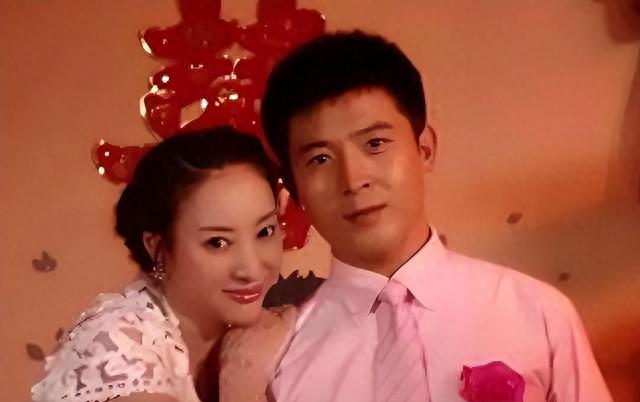 明着吃软饭？结婚27年被拿捏死，17次上春晚竟然全是老婆的功劳_4-第19张图片-九妖电影