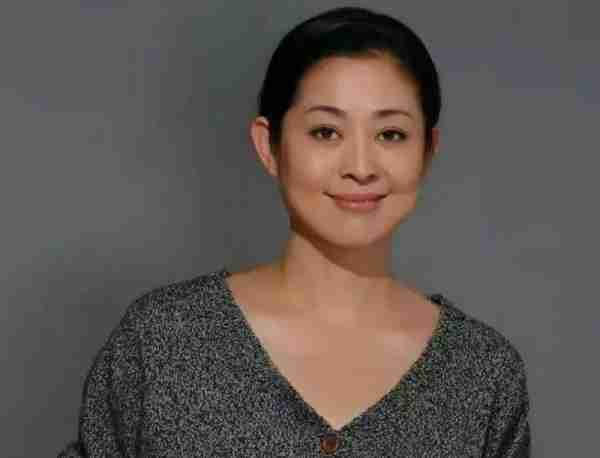 春晚“消失”的10位央视主持人，有人变总裁，有人成了董事长-第3张图片-九妖电影