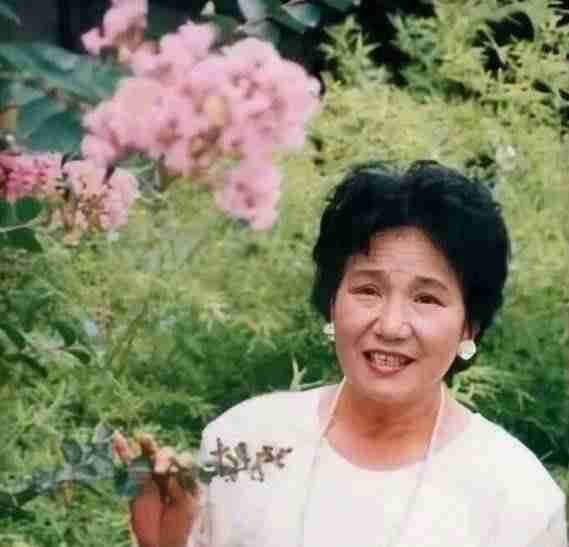 春晚一句台词识破潜伏间谍,去世23年的赵丽蓉,仍被官媒发文缅怀_1-第3张图片-九妖电影 春晚一句台词识破潜伏间谍,去世23年的赵丽蓉,仍被官媒发文缅怀_1-第3张图片-九妖电影