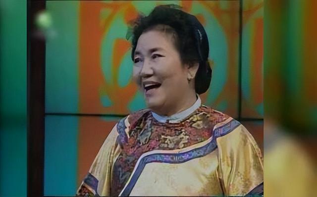 春晚一句台词识破潜伏间谍,去世23年的赵丽蓉,仍被官媒发文缅怀_6-第3张图片-九妖电影 春晚一句台词识破潜伏间谍,去世23年的赵丽蓉,仍被官媒发文缅怀_6-第3张图片-九妖电影