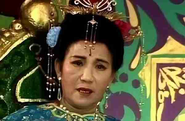 春晚一句台词识破潜伏间谍,去世23年的赵丽蓉,仍被官媒发文缅怀_6-第13张图片-九妖电影 春晚一句台词识破潜伏间谍,去世23年的赵丽蓉,仍被官媒发文缅怀_6-第13张图片-九妖电影