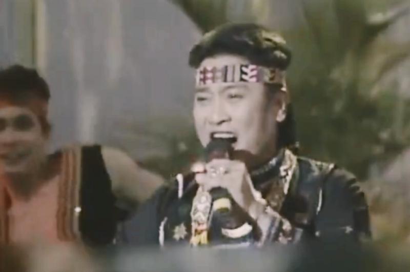 春晚一夜成名，意外坠楼成“智障”，被妻女抛弃，情人照顾他21年-第2张图片-九妖电影