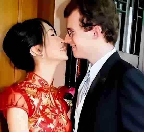 春晚倒计时54天!上过4次春晚的大山,他现在在忙什么?-第7张图片-九妖电影 春晚倒计时54天!上过4次春晚的大山,他现在在忙什么?-第7张图片-九妖电影