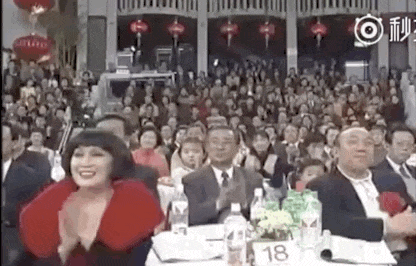 春晚前排坐了20年的她，到底什么来头？-第1张图片-九妖电影