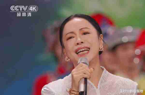 春晚已经播完19天了，这4人成最大受益者，有人凭借失误出圈-第7张图片-九妖电影