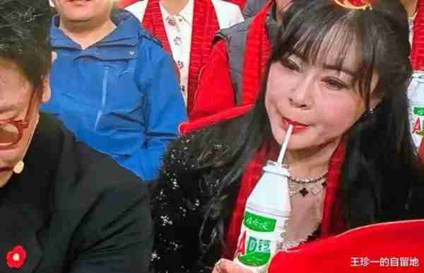 春晚已经播完19天了，这4人成最大受益者，有人凭借失误出圈-第12张图片-九妖电影