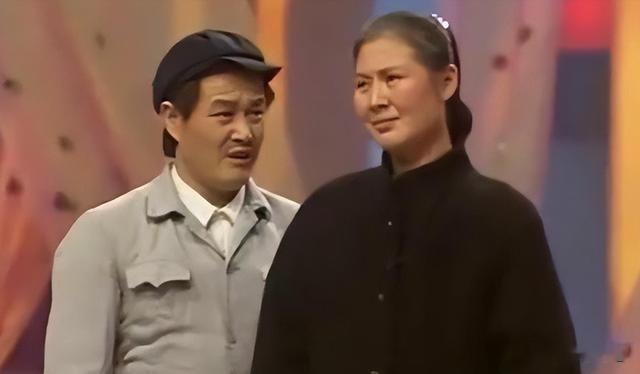 春晚常客黄晓娟：痛失3位至亲，对儿子她有骄傲，也有愧疚-第2张图片-九妖电影