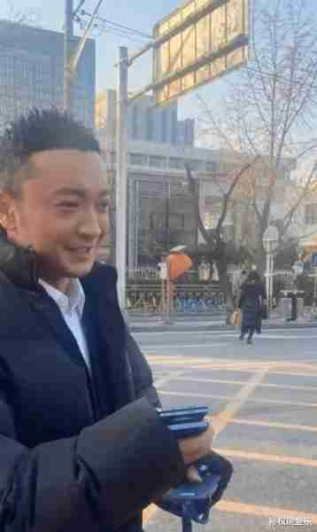 春晚彩排现场曝离婚真相，尼格买提与主持人朱迅传绯闻惹猜疑！-第1张图片-九妖电影