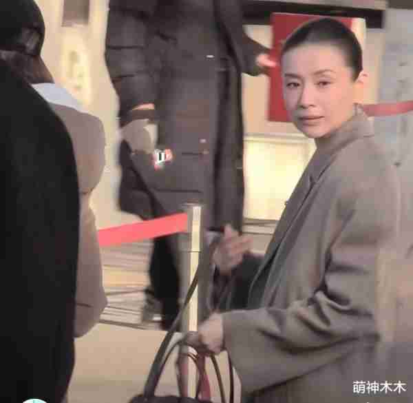 春晚最后一次联排来了！85花穿搭各显小心思，董洁空降引热议-第14张图片-九妖电影