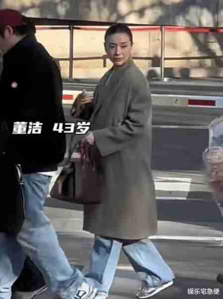 春晚最后一次联排，43岁董洁空降引热议，曾搭档谢霆锋一夜成名-第5张图片-九妖电影