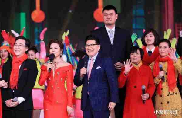 春晚歌手14年封杀，如今身价过亿，全部无偿捐献-第1张图片-九妖电影