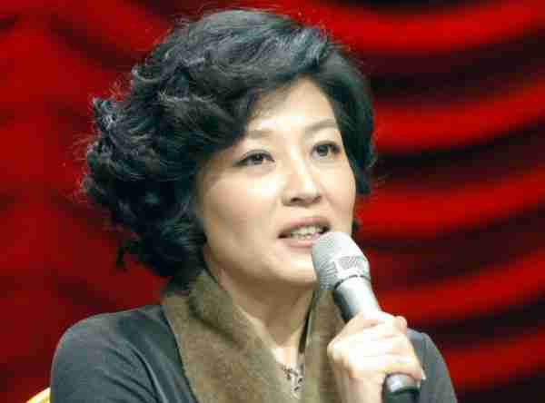 春晚消失的“钉子户”：4位无奈退出，1位离世，2位被“拉黑”-第8张图片-九妖电影