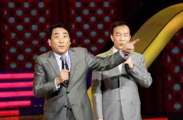 春晚相声为什么“不好笑”？李宏烨用四个字评价，字字戳心-第3张图片-九妖电影