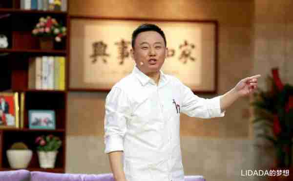 春晚著名笑星妻子：两次提离婚，两次遭拒绝，这是婚姻最甜的样子-第13张图片-九妖电影