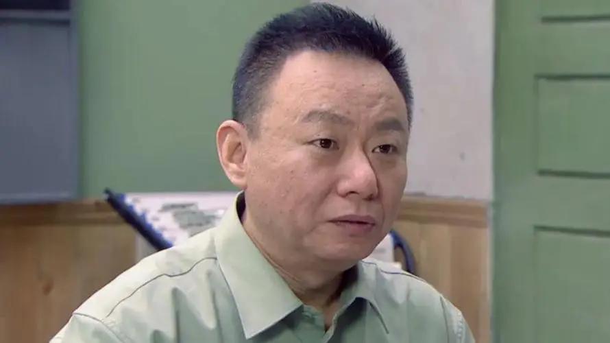 春晚钉子户邵峰：陪妻子抗癌23年，花光积蓄仍不离不弃，如今怎样_1-第10张图片-九妖电影