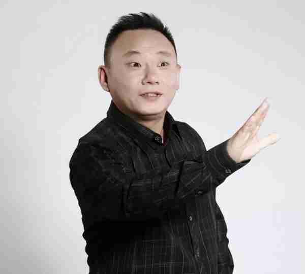 春晚钉子户邵峰：陪妻子抗癌23年，花光积蓄仍不离不弃，如今怎样_1-第31张图片-九妖电影