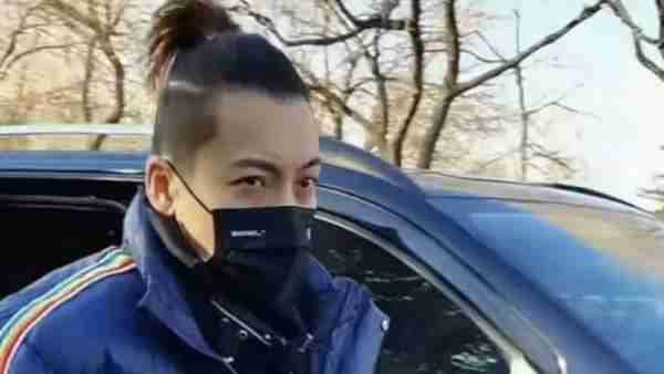 春晚首次大彩排主持人龙洋，明星“杨幂,白敬亭”，等阵容曝光-第2张图片-九妖电影