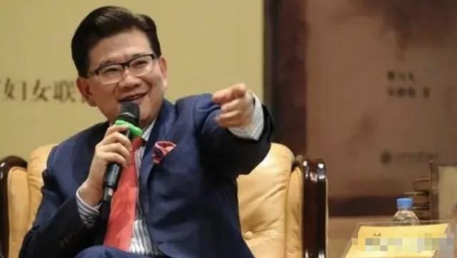 曹可凡：吃原味大肠走红，与薛之谦结怨，《金星秀》停播始作俑者-第41张图片-九妖电影