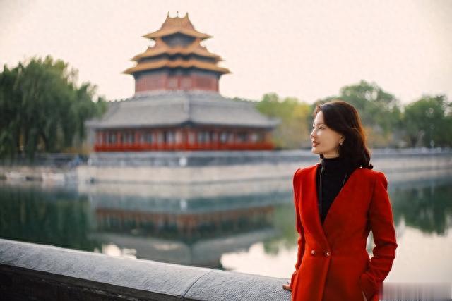 曾多次主持春晚!美女主持人刘芳菲承认从央视离职:6月已离开供职二十一年的央视,未来会继续深耕文化领域-第2张图片-九妖电影 曾多次主持春晚!美女主持人刘芳菲承认从央视离职:6月已离开供职二十一年的央视,未来会继续深耕文化领域-第2张图片-九妖电影