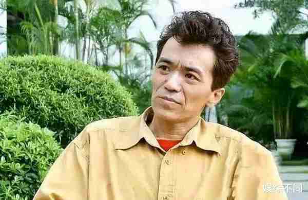 曾是潘长江春晚搭档，却突然消失，本以为是退休，其实离世15年-第3张图片-九妖电影