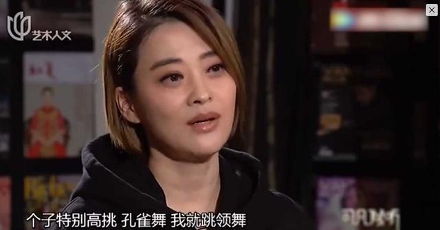 朱时茂30年前的春晚，谁注意到他身边的女孩？今火得一塌糊涂_1-第13张图片-九妖电影