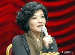 杨丽萍发视频怀念上届龙年春晚，李玉刚：“艺术总会让人流泪”！-第3张图片-九妖电影
