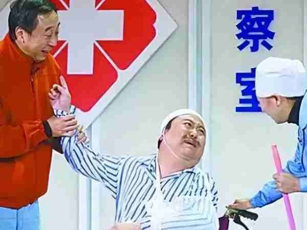 杨松：春晚搭档冯巩一夜爆红，两年后，为了30万锒铛入狱-第18张图片-九妖电影
