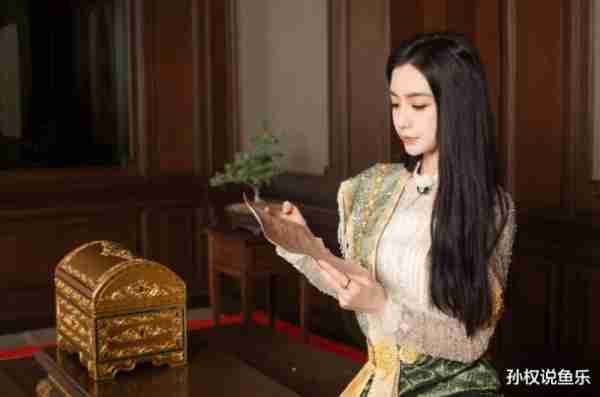 杨颖遭遇重创!失去《奔跑吧》代言,星途无望的真相揭秘-第3张图片-九妖电影 杨颖遭遇重创!失去《奔跑吧》代言,星途无望的真相揭秘-第3张图片-九妖电影