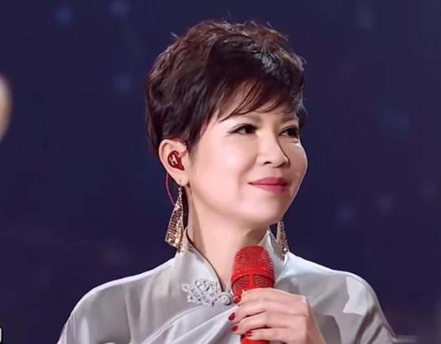 杭天琪：曾上9次春晚，头婚不幸二婚婆家不喜，高龄生子感动公婆-第2张图片-九妖电影