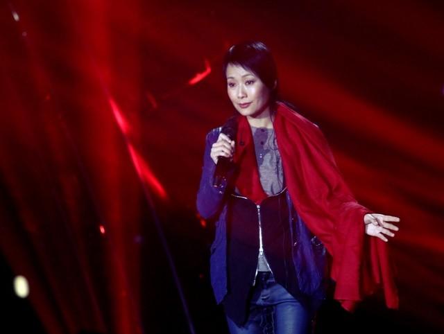 杭天琪：曾上9次春晚，头婚不幸二婚婆家不喜，高龄生子感动公婆-第9张图片-九妖电影