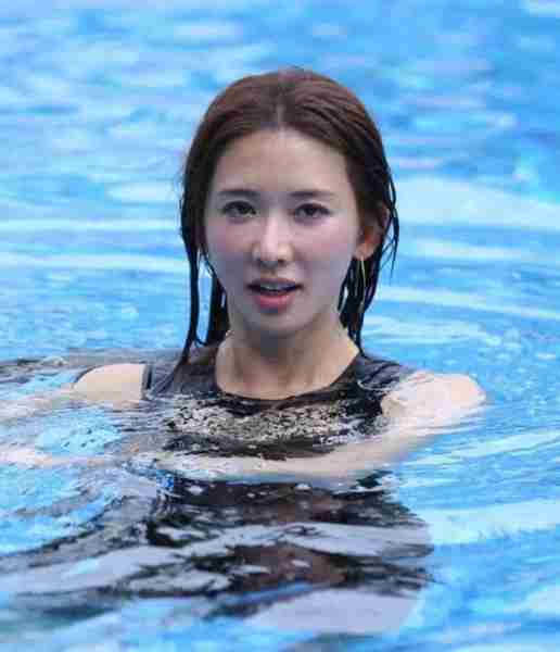 林志玲泳池综艺节目绝美瞬间-第18张图片-九妖电影