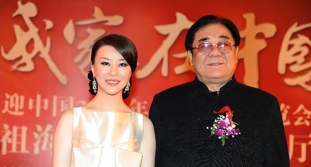 民歌女王：9登春晚，被人造谣恋上大37岁上司，今47岁仍孑然一身-第13张图片-九妖电影
