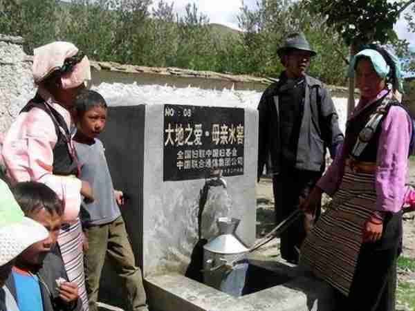 民歌女王：9登春晚，被人造谣恋上大37岁上司，今47岁仍孑然一身-第30张图片-九妖电影