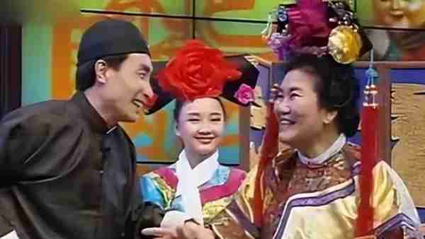 求求你们放过观众吧,这3位春晚混子真的演啥啥不行,难怪遭抵制-第4张图片-九妖电影 求求你们放过观众吧,这3位春晚混子真的演啥啥不行,难怪遭抵制-第4张图片-九妖电影
