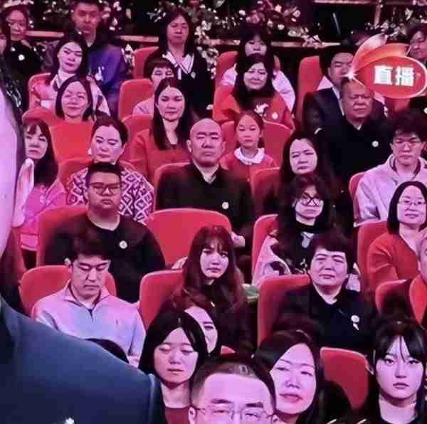 江郎才尽，被迫退出，离开春晚的9位小品演员，各有各的心酸-第3张图片-九妖电影