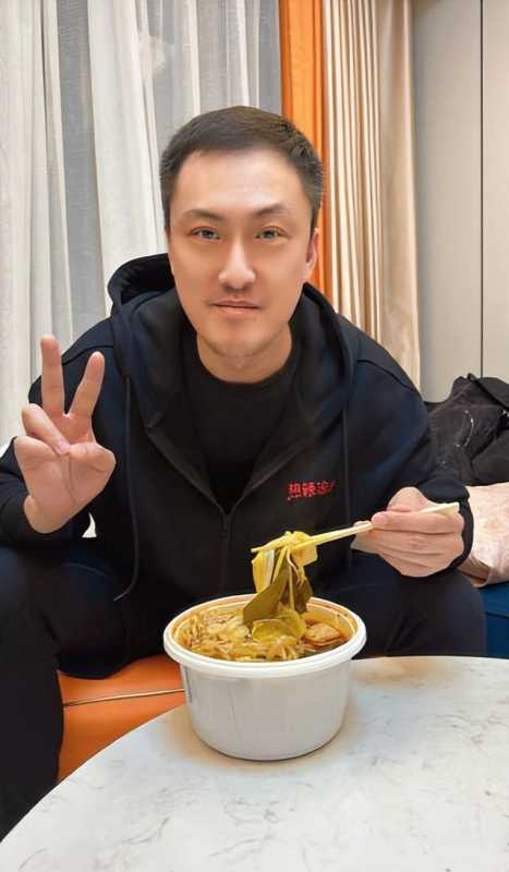 没后台、没人罩、没热度，大碗娱乐的许君聪，沦为真人秀的炮灰…-第38张图片-九妖电影